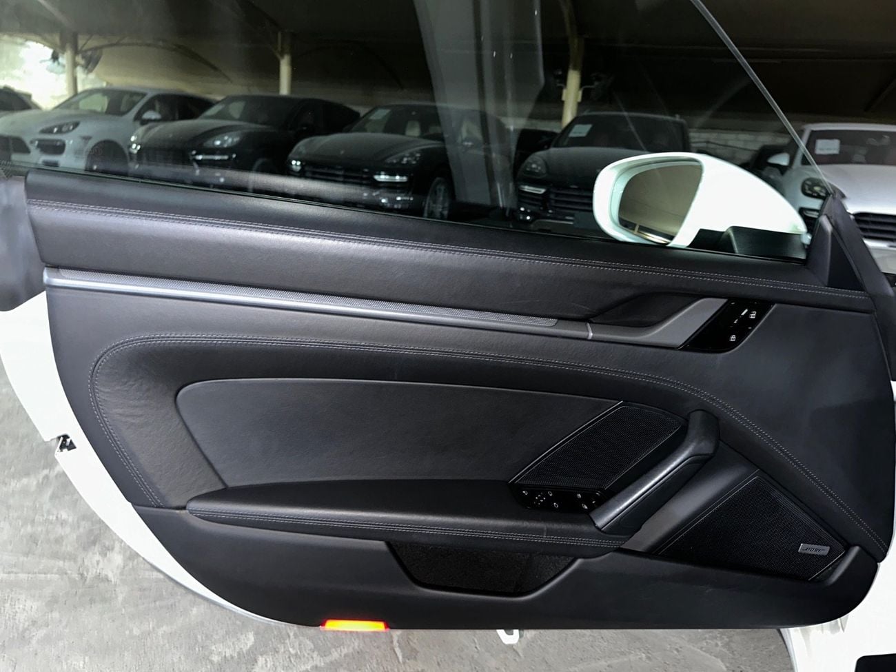 Porsche 911 CARRERA 4S PORSCHE 911 CARRERA 4S 2020 | FULL SERVICE HISTORY | SPORTS CHRONO PACKAGE | SLIDING GLASS SUNROOF