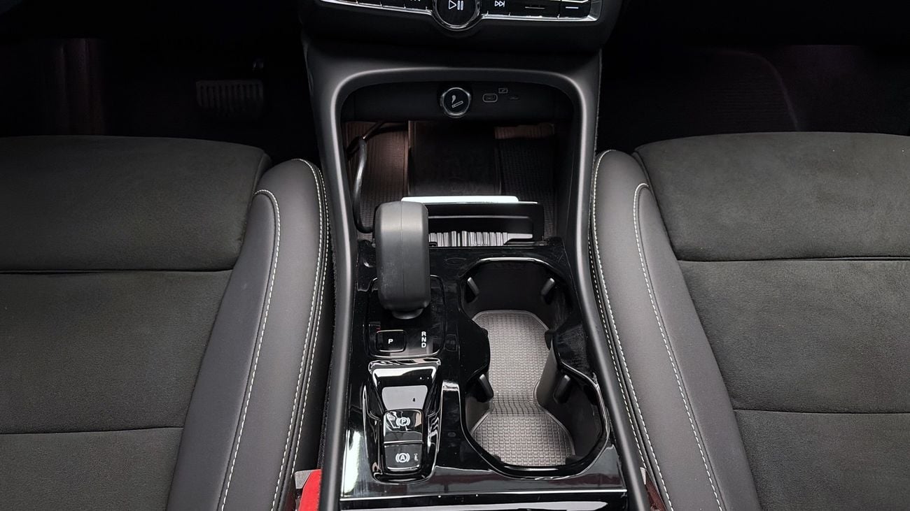 Volvo XC40 ULTIMATE DARK | Guaranteed Warranty | 0 Down Payment