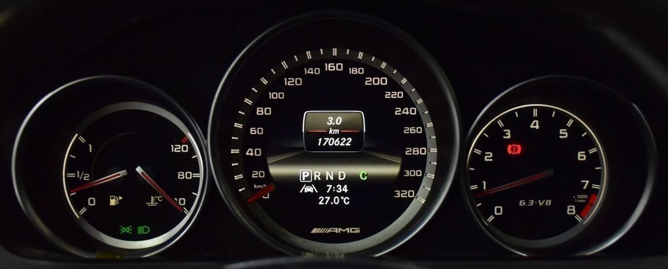 Mercedes Benz C63 AMG STANDARD EXCELLENT DEAL for our Mercedes Benz C63 AMG ( 2013 Model ) in Black Color GCC Specs