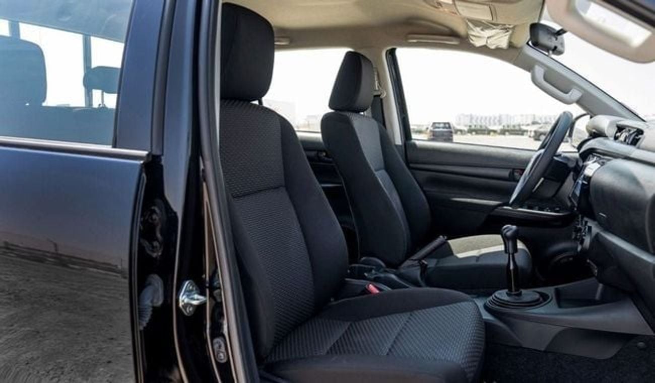 تويوتا هيلوكس GL Toyota hilux 2.4L 2024 basic option V4