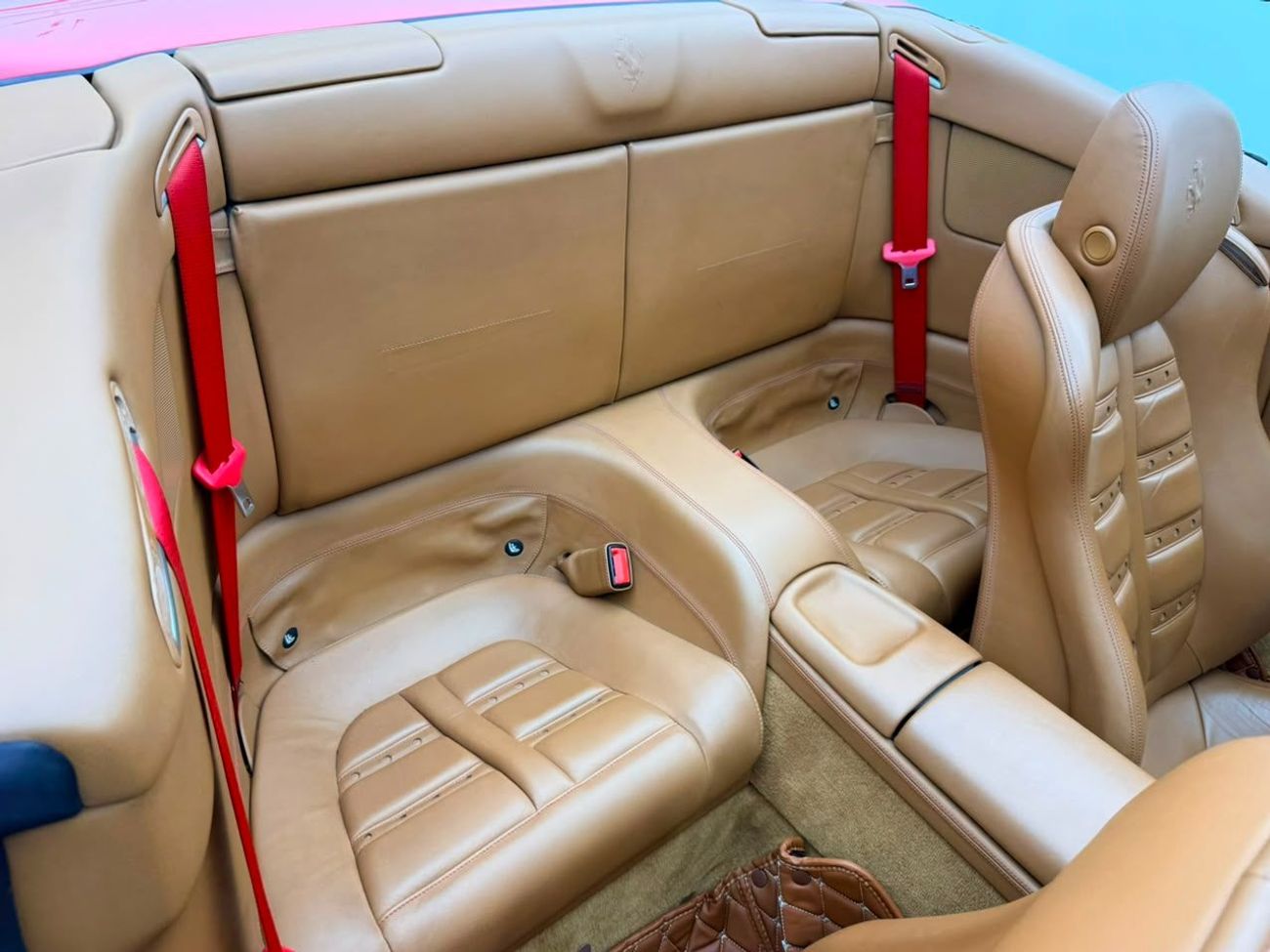 Ferrari California STANDARD 2011 Ferrari California Convertible, Full Service History, Fully Loaded, Excellent Condition, GCC