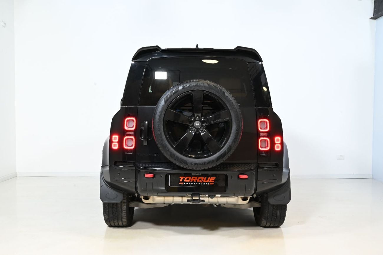 Land Rover Defender 90 SE P400 2024 Land Rover Defender 90 SE P400 X-Dynamic, 2027 Land Rover Warranty and Service Pack
