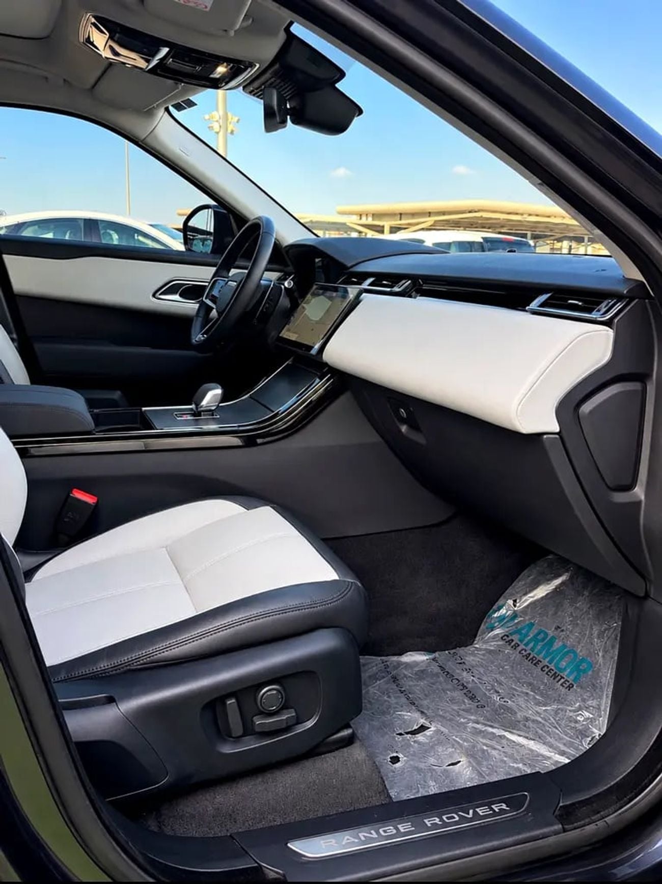 Land Rover Range Rover Velar DYNAMIC SE | GCC Specs | Excellent Condition