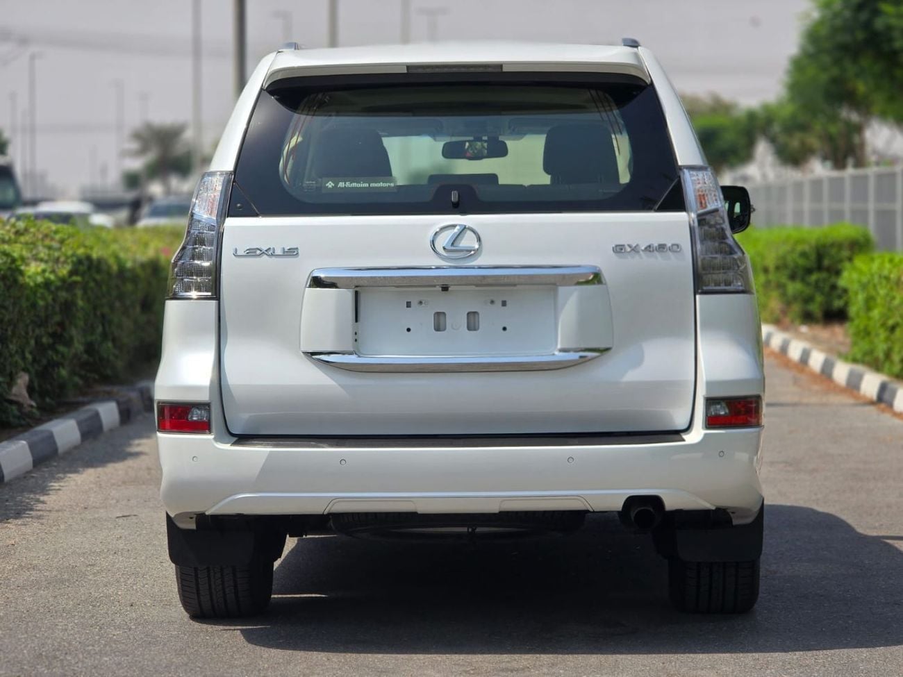 Lexus GX460 PREMIER FULL OPTION 2017 GCC SINGLE OWNER IN MINT CONDITION