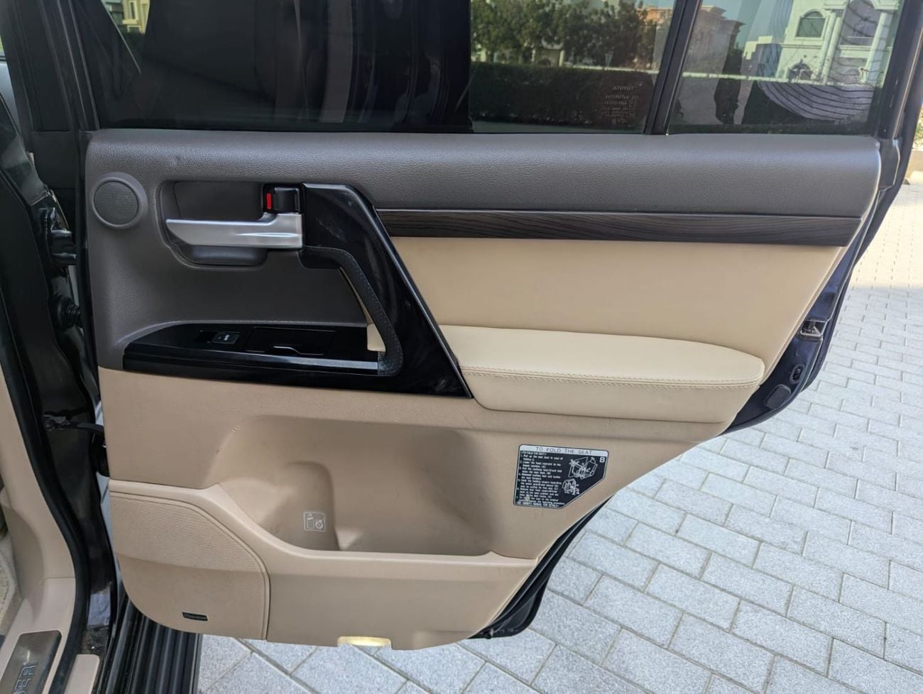 Toyota Land Cruiser VXR Toyota Land Cruiser 2015 VXR GCC Specs Facelifted 2026 Full Option V8 4.6L Well-maintained