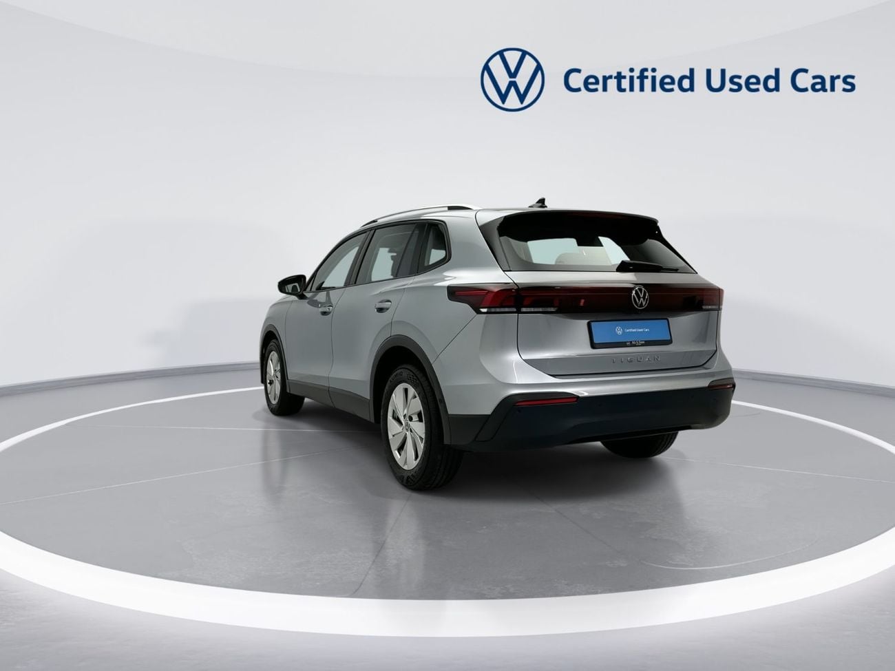 Volkswagen Tiguan LIFE Tiguan Life with Rear View Camera 1.4L | Apple CarPlay & Android Auto | Everyday Comfort | Park Assi