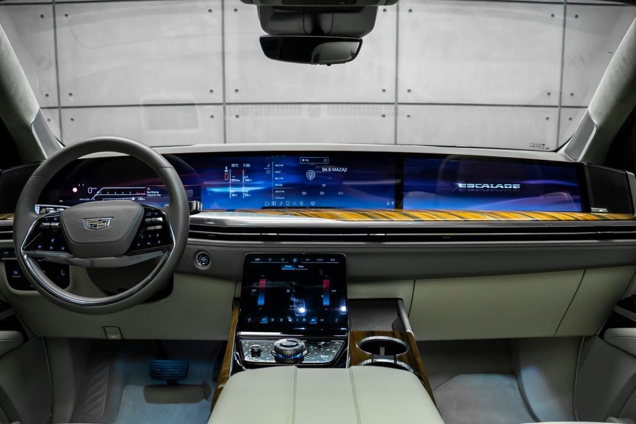 Cadillac Escalade SPORT PLATINUM 6.2L 4WD