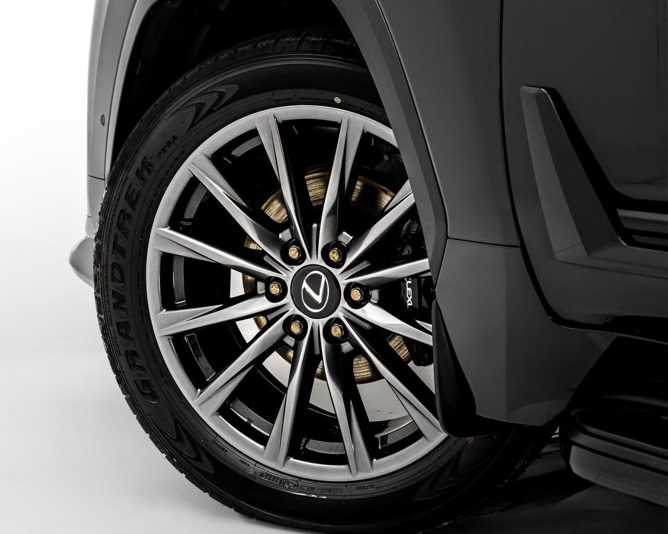 لكزس LX 700h F SPORT أسود/أحمر 2026