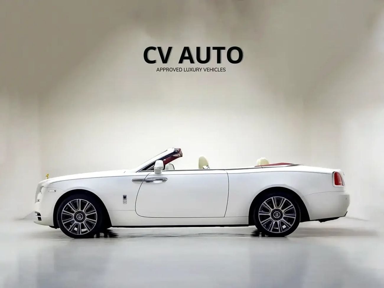 Rolls Royce Dawn GCC Specs | Luxury Convertible