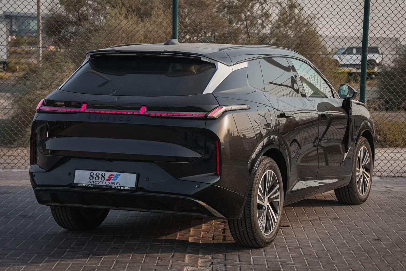 لينك أند كو 08 HALO 2025 Lynk & Co 08 EM-P 220 Performance AWD