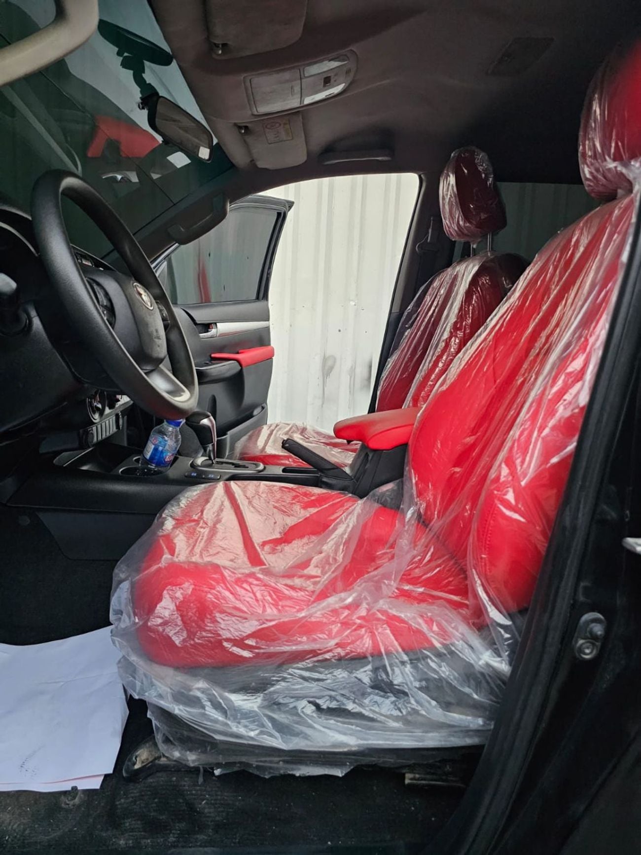 Toyota Hilux 2016model upgrade 2024Model adventure 2.7L petrol Engine Colour Black Transmission Automatic Interio