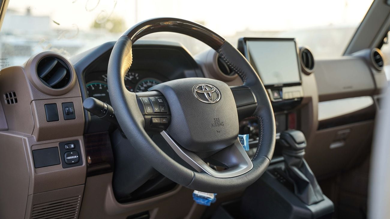 Toyota Land Cruiser Pickup 70