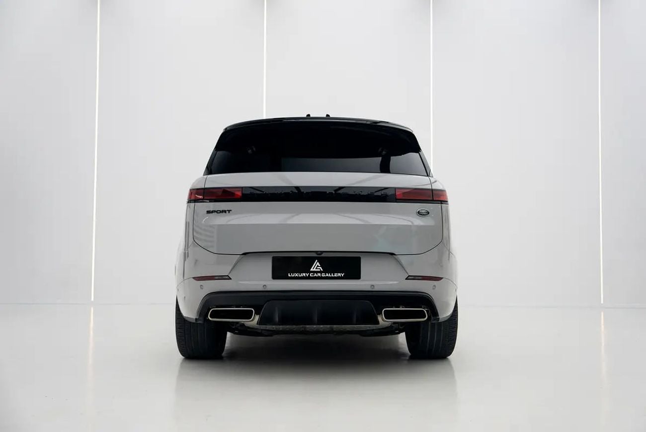 Land Rover Range Rover Sport HSE DYNAMIC P440e Plug-In Hybrid | 19,000 KM | Black Contrast Roof