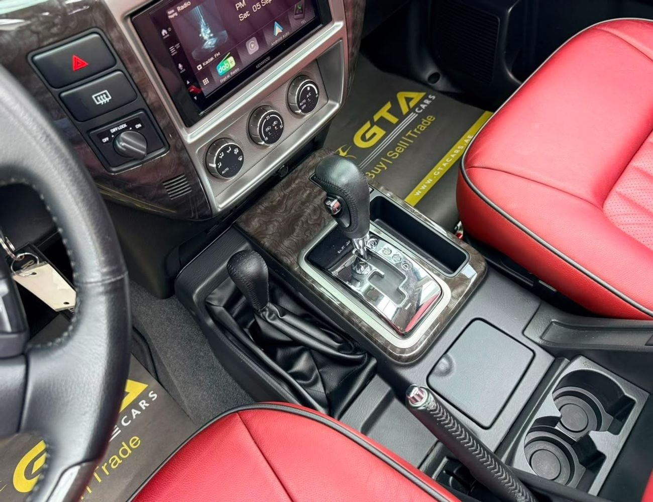 Nissan Patrol SUPER SAFARI 2024 Nissan Patrol Super Safari Al Ostoura, Nissan Warranty+Full Service History, GCC Specs