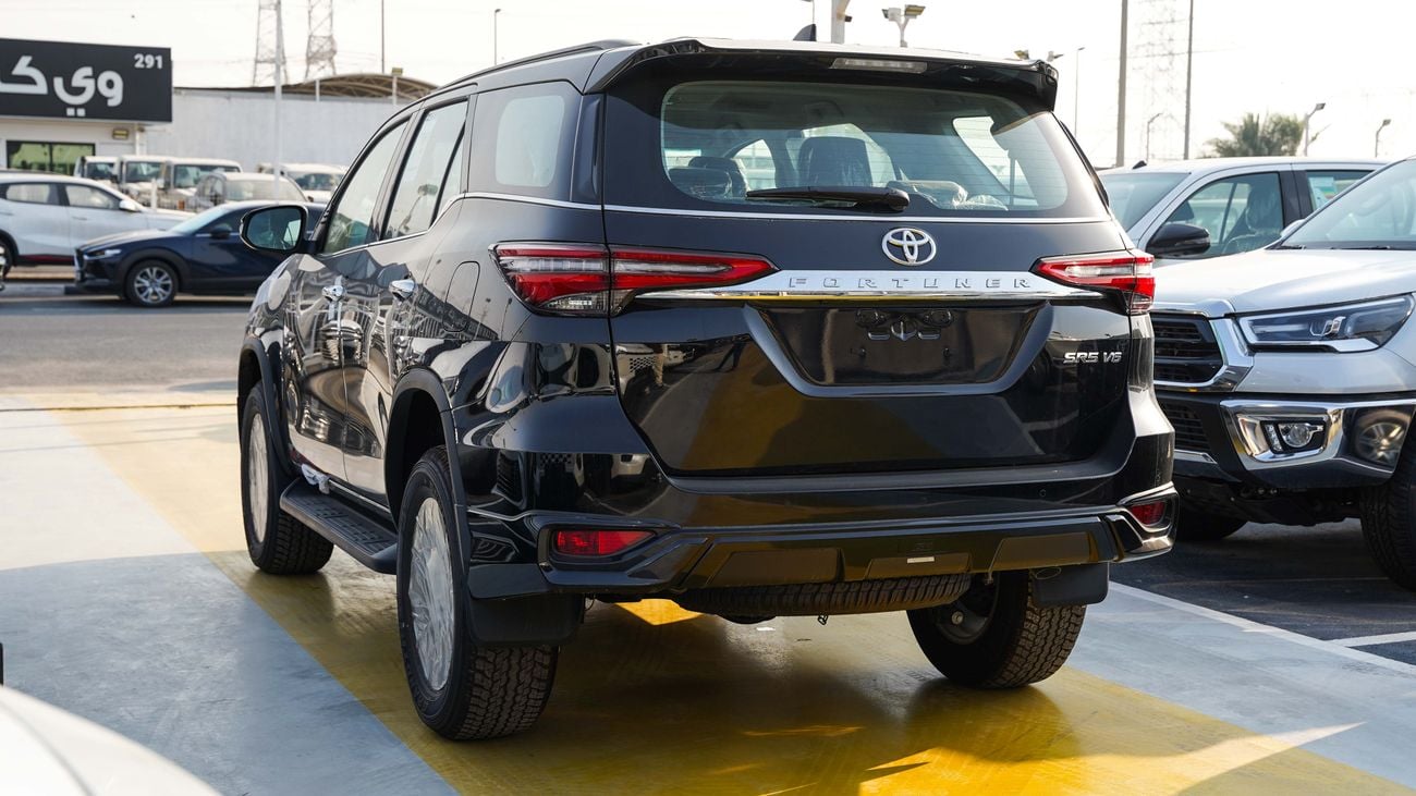 Toyota Fortuner SR5
