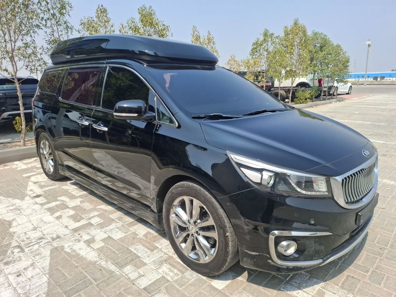 Kia Carnival