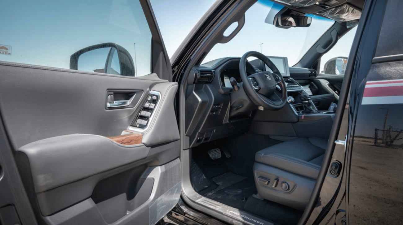 Toyota Land Cruiser GXR 4.0L WITH RADAR 2026 GCC Spec