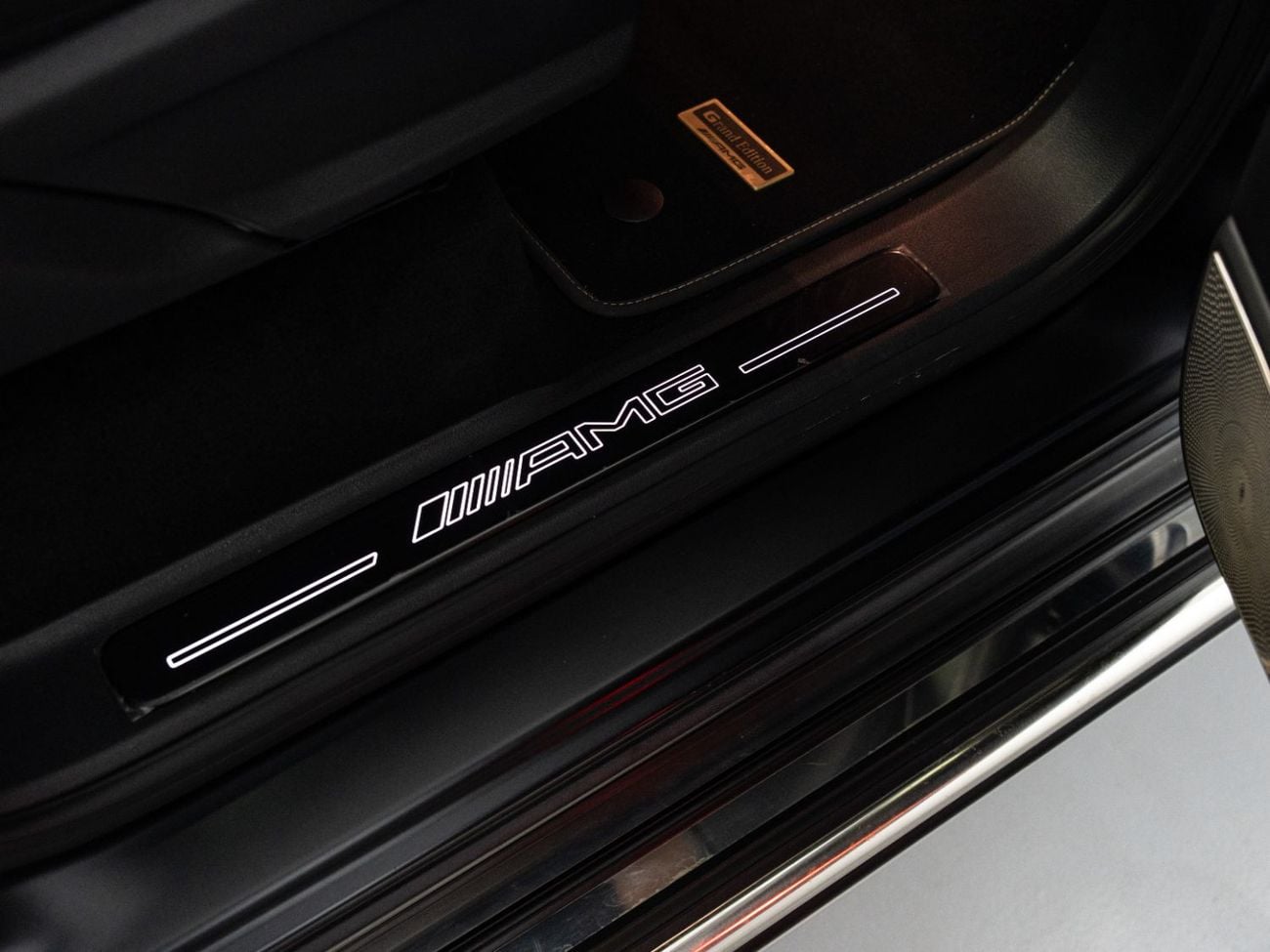 مرسيدس بنز G 63 AMG STANDARD BUY NOW, PAY 2027 | THE BLACKLINE STANDARD | Mercedes Warranty, Low KMs, European Spec