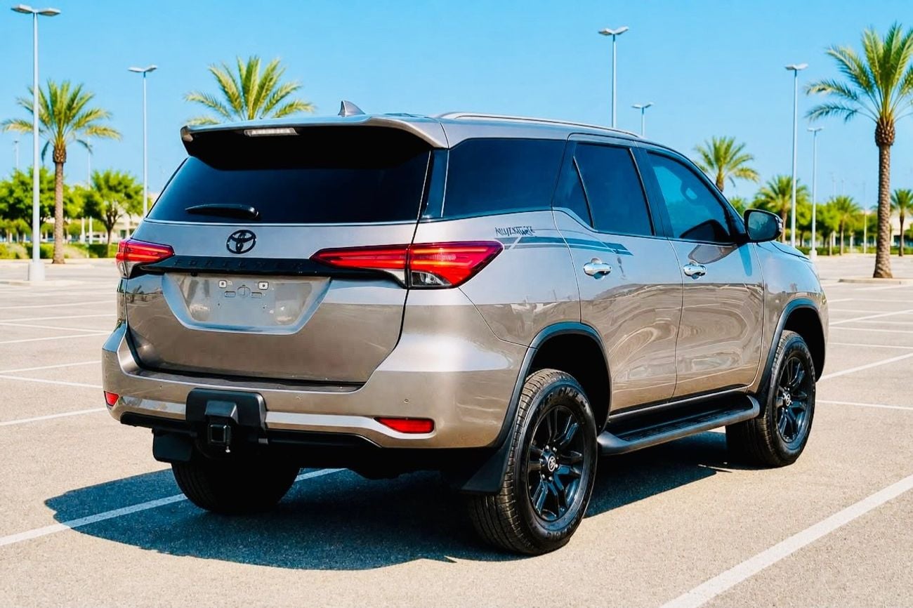 Toyota Fortuner 2.8 4 cylinder Diesel Automatic Gear 7 seater 5 door RHD