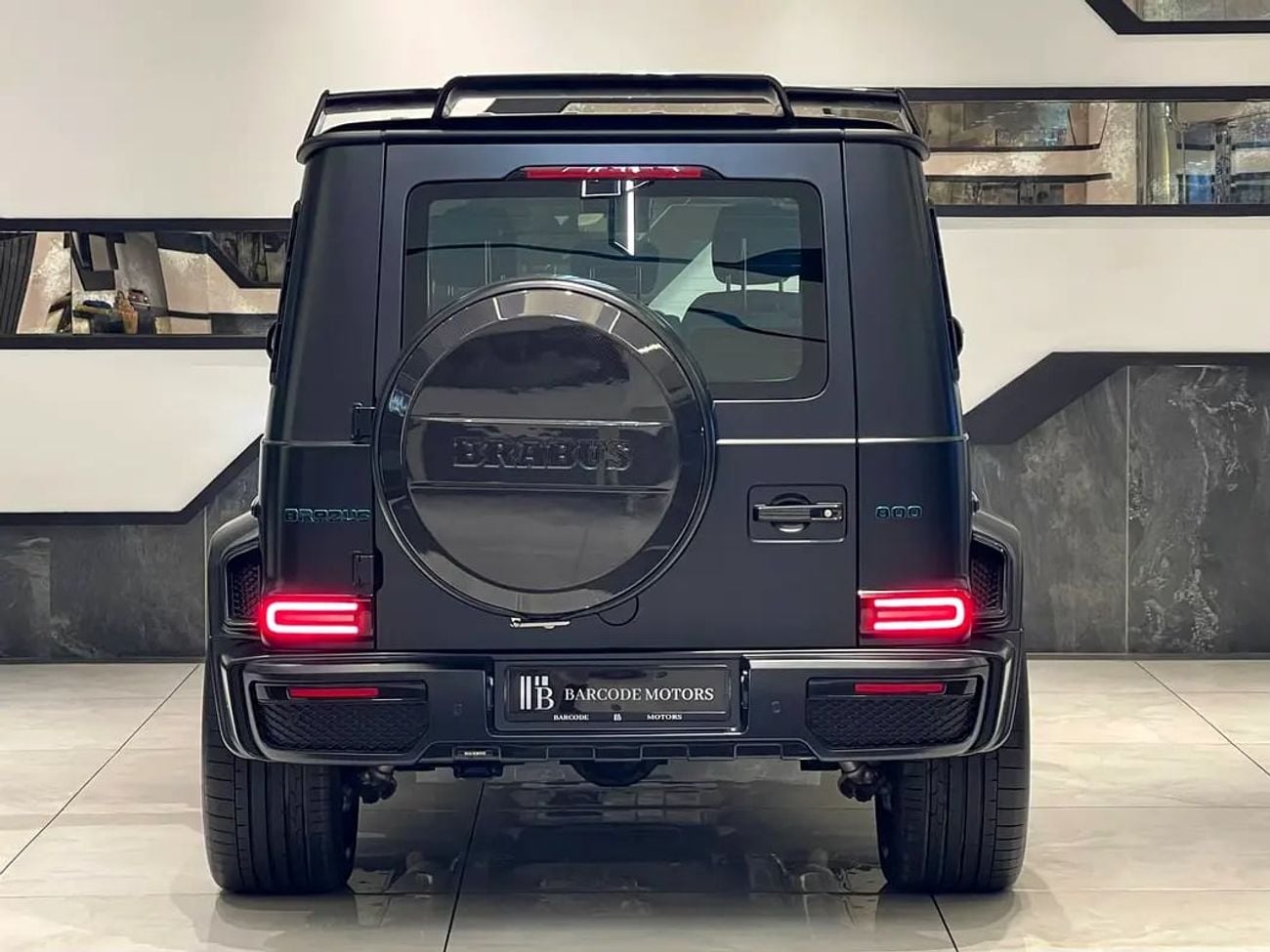 Mercedes Benz G63 AMG MRCEDES BENZ G63 / / ONLY 13000 KM / BRABUS G800 / SPECIAL COLOR / FULL CARBON FIBER