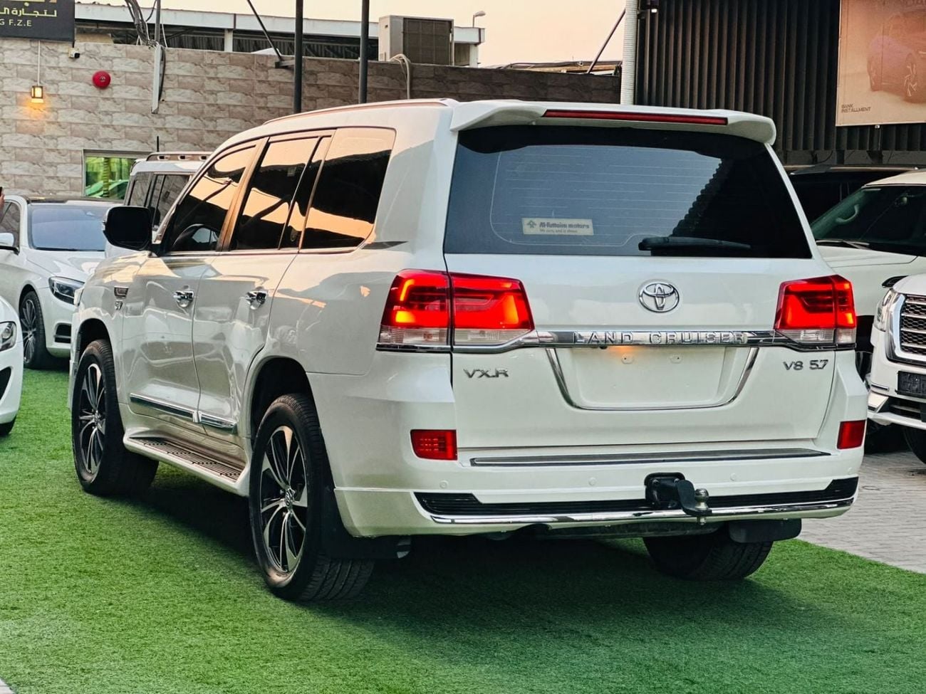 Toyota Land Cruiser VXR