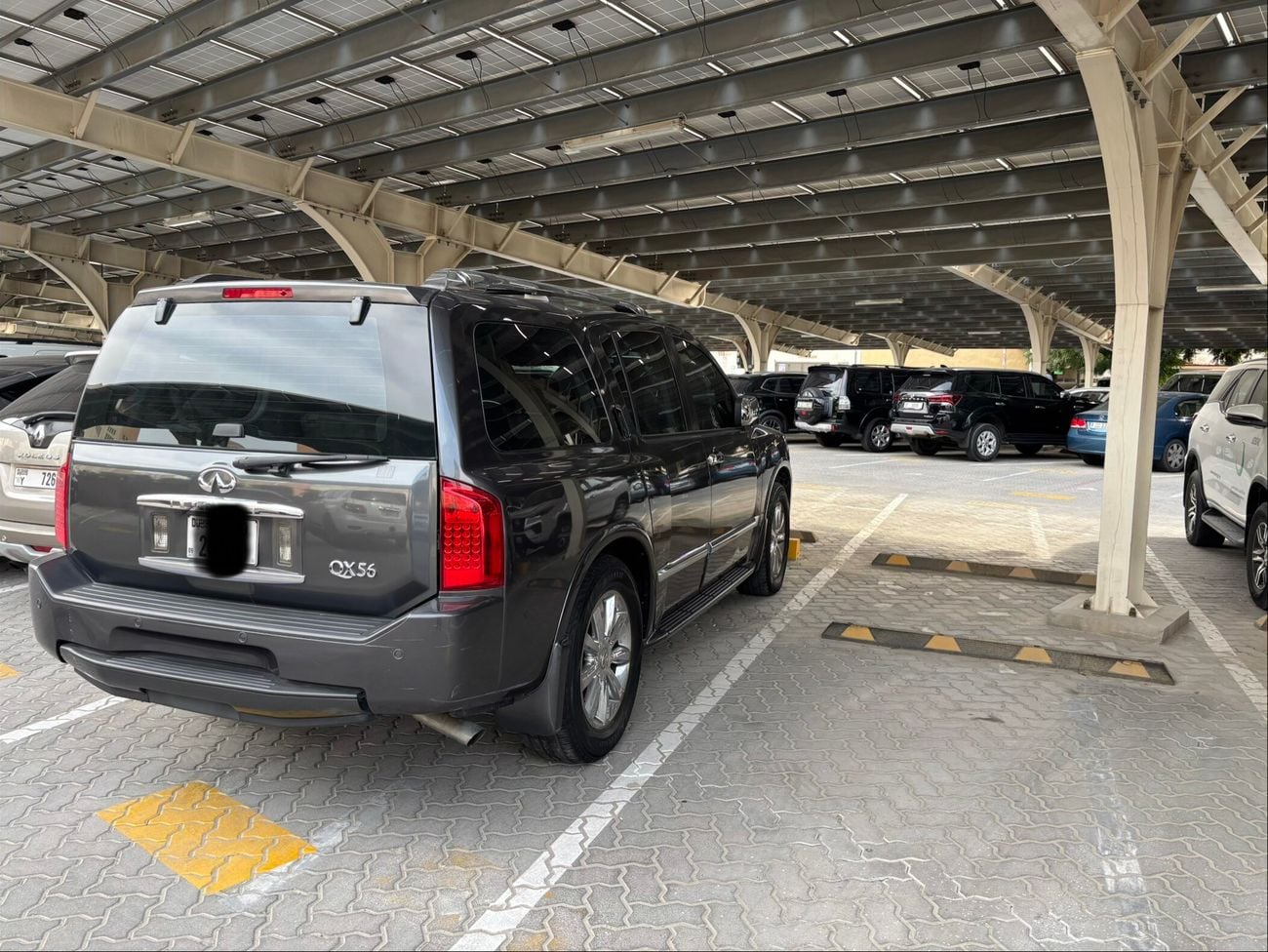 Infiniti QX56 TOP