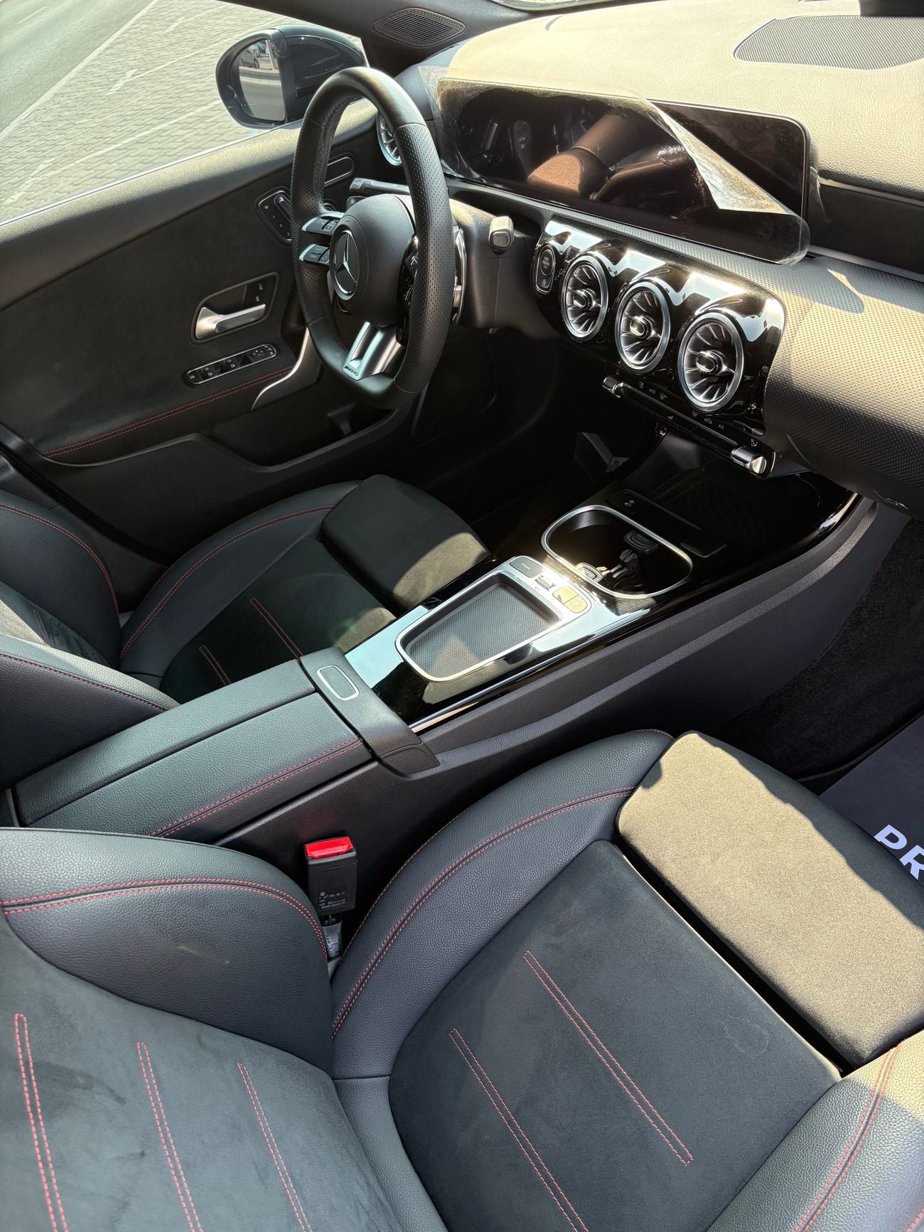 Mercedes Benz A35 AMG 4MATIC