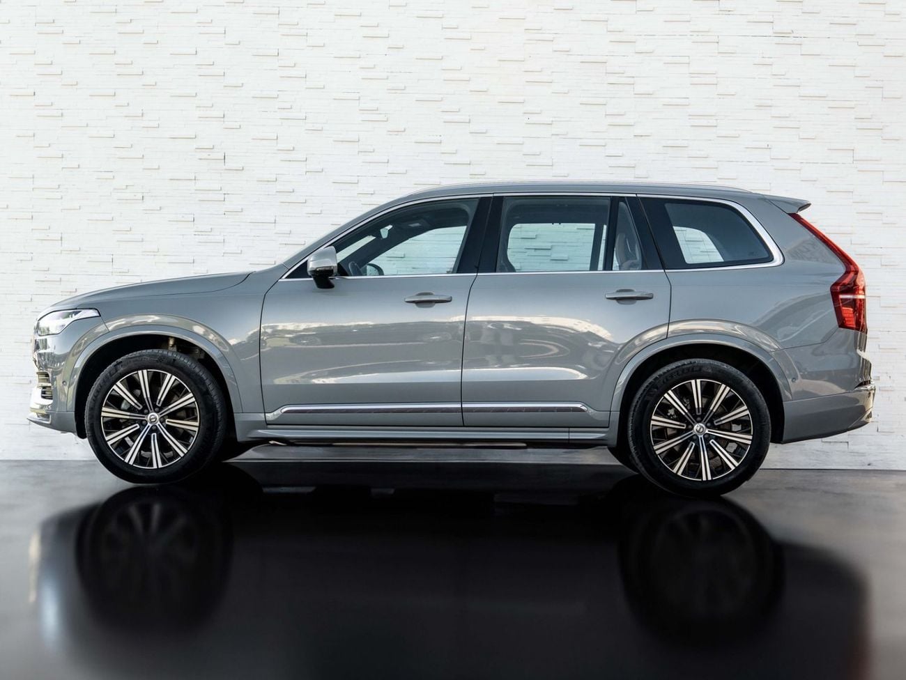 Volvo XC90 B6 Ultimate Bright Volvo XC90 B6 2024 GCC specs