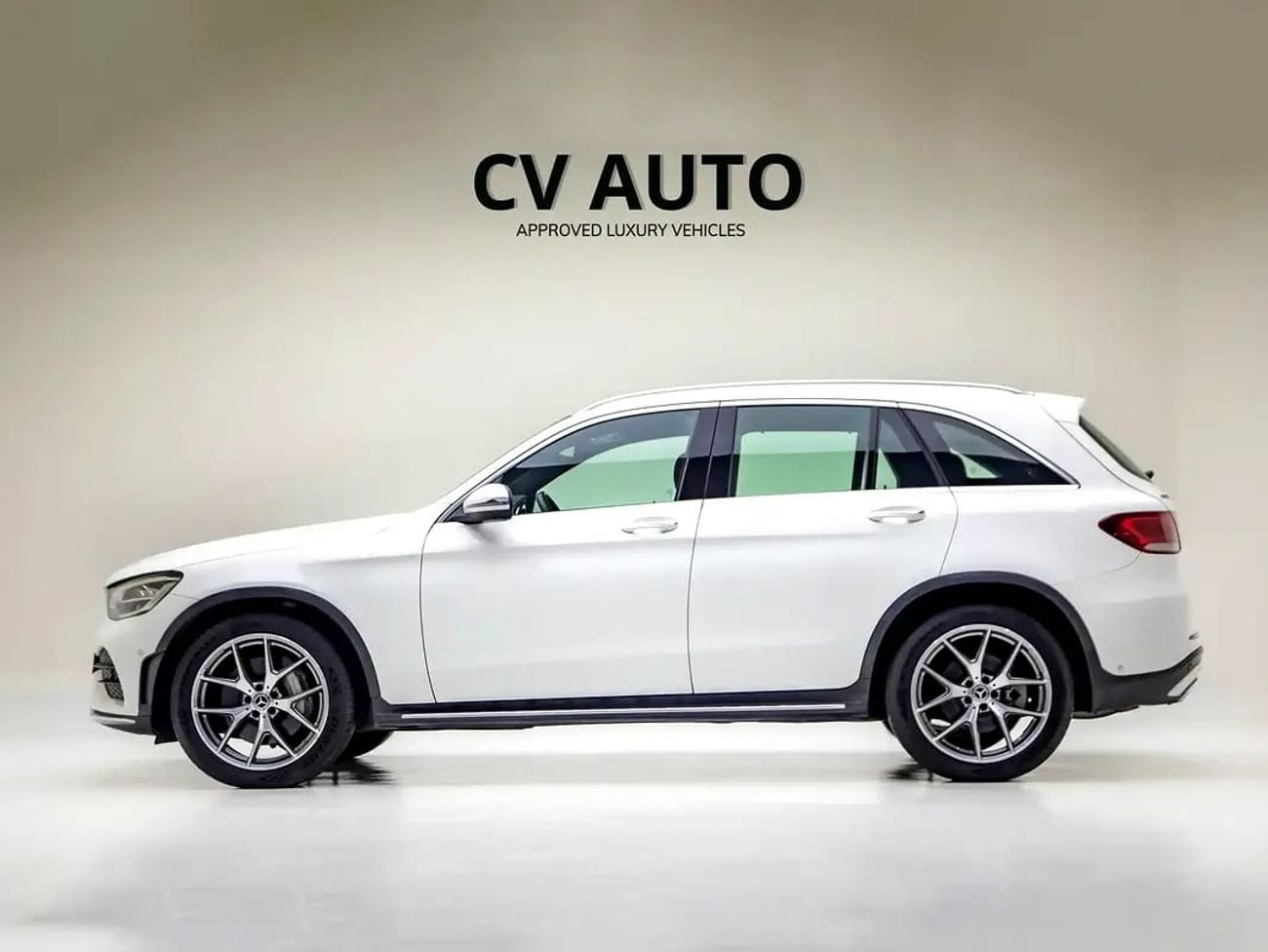 Mercedes Benz GLC 300 GLC | 300 4Matic | GCC Spec | Low Mileage