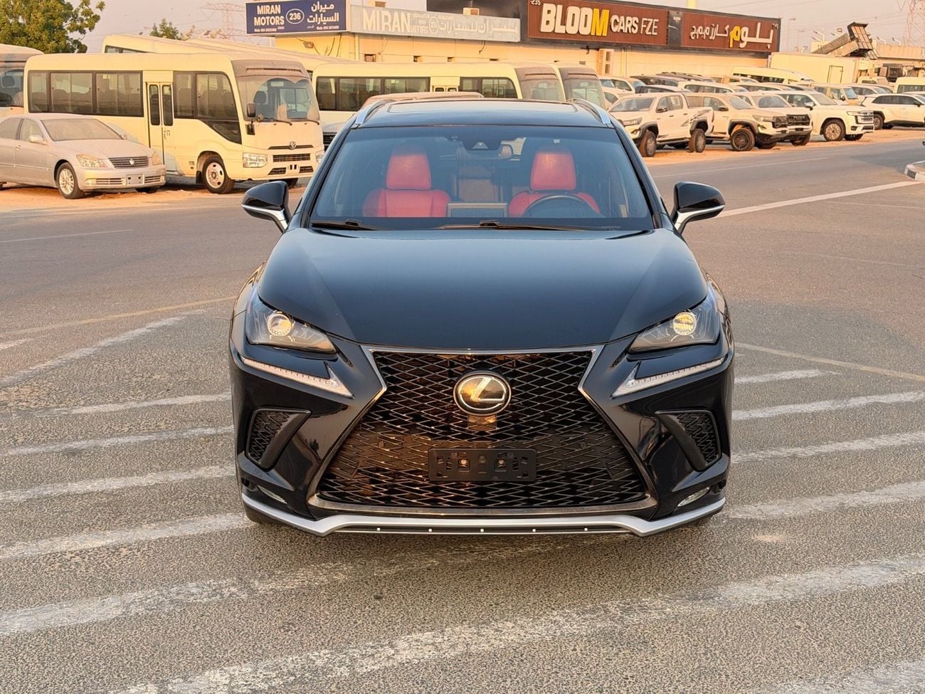 لكزس NX 300 إف سبورت لكزس NX300 F-SPORT 4x4 موديل 2019، كاملة المواصفات، مستوردة من الولايات المتحدة الأمريكية