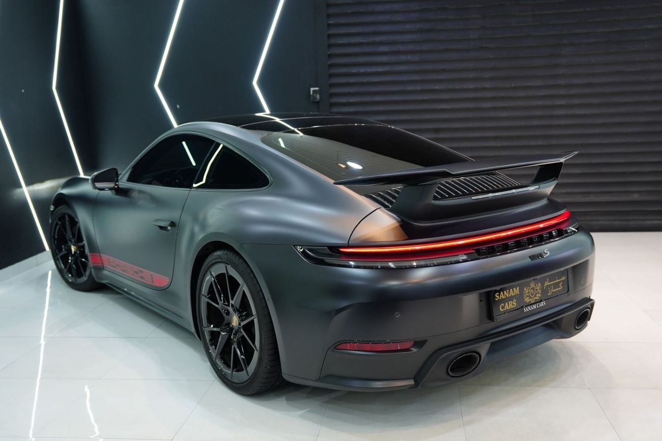 Porsche 911 CARRERA 2025 Porsche 911 Carrera, 992.2 Facelift, Panoramic Roof, 360° Camera, Al Nabooda Warranty!!