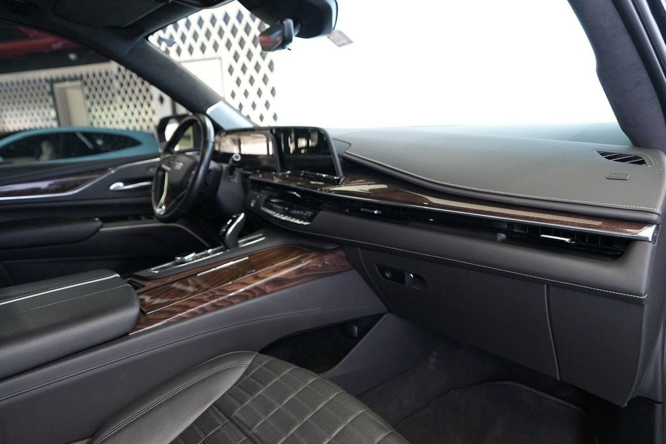 كاديلاك إسكالاد ESV 600