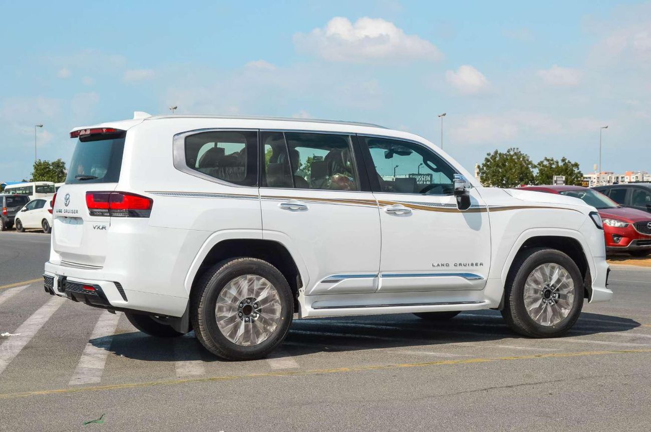 Toyota Land Cruiser VXR 3.5L V6 4WD PETROL SUV 2026