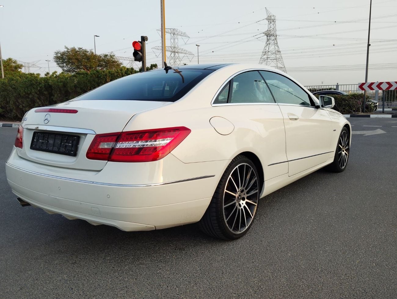 Mercedes Benz E250 STANDARD