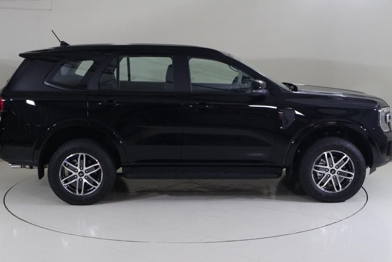 Ford Everest XLS EVR225/AL TAYER MOTORS/ AL QOUZ SHOWROOM