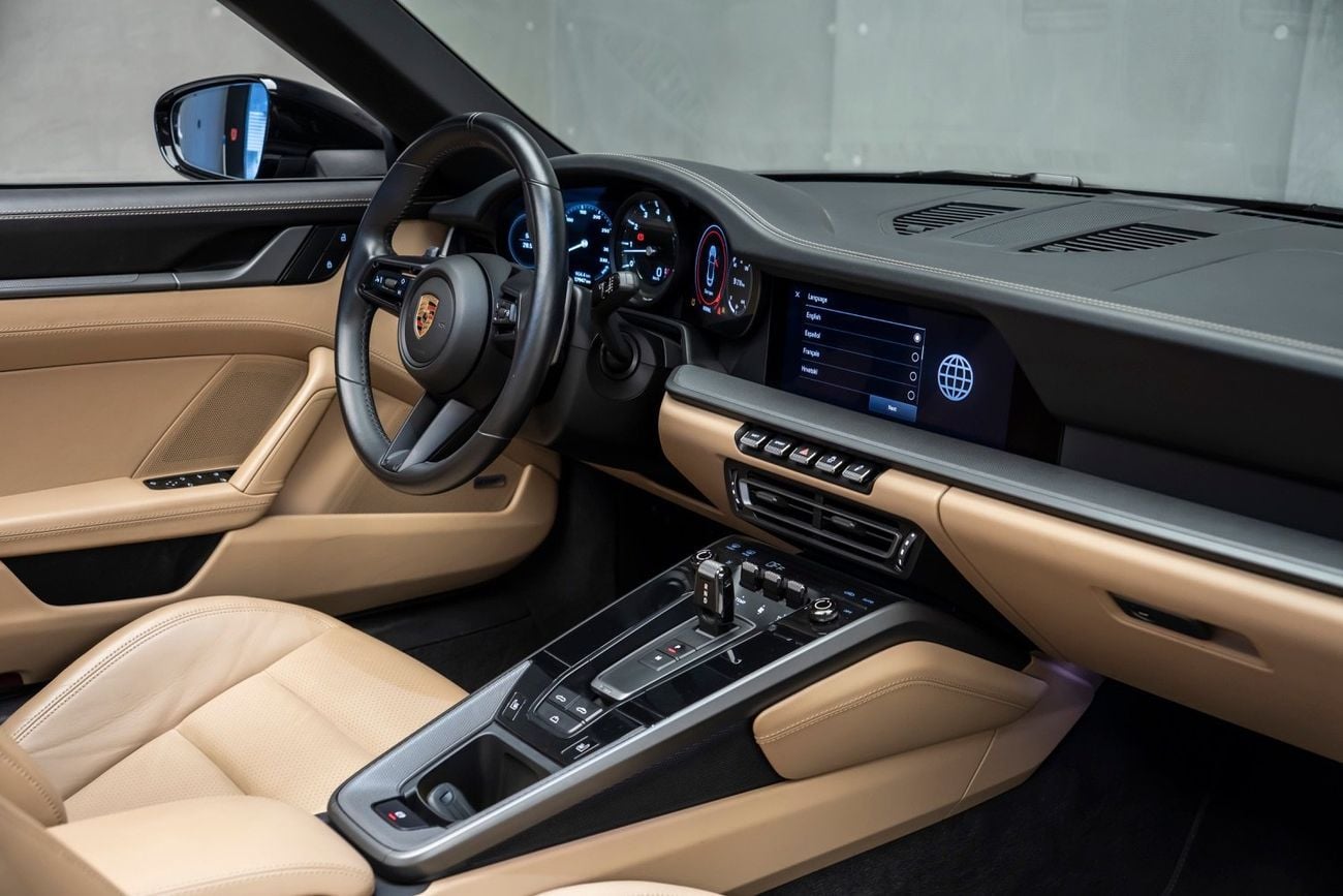Porsche 911 CARRERA 4