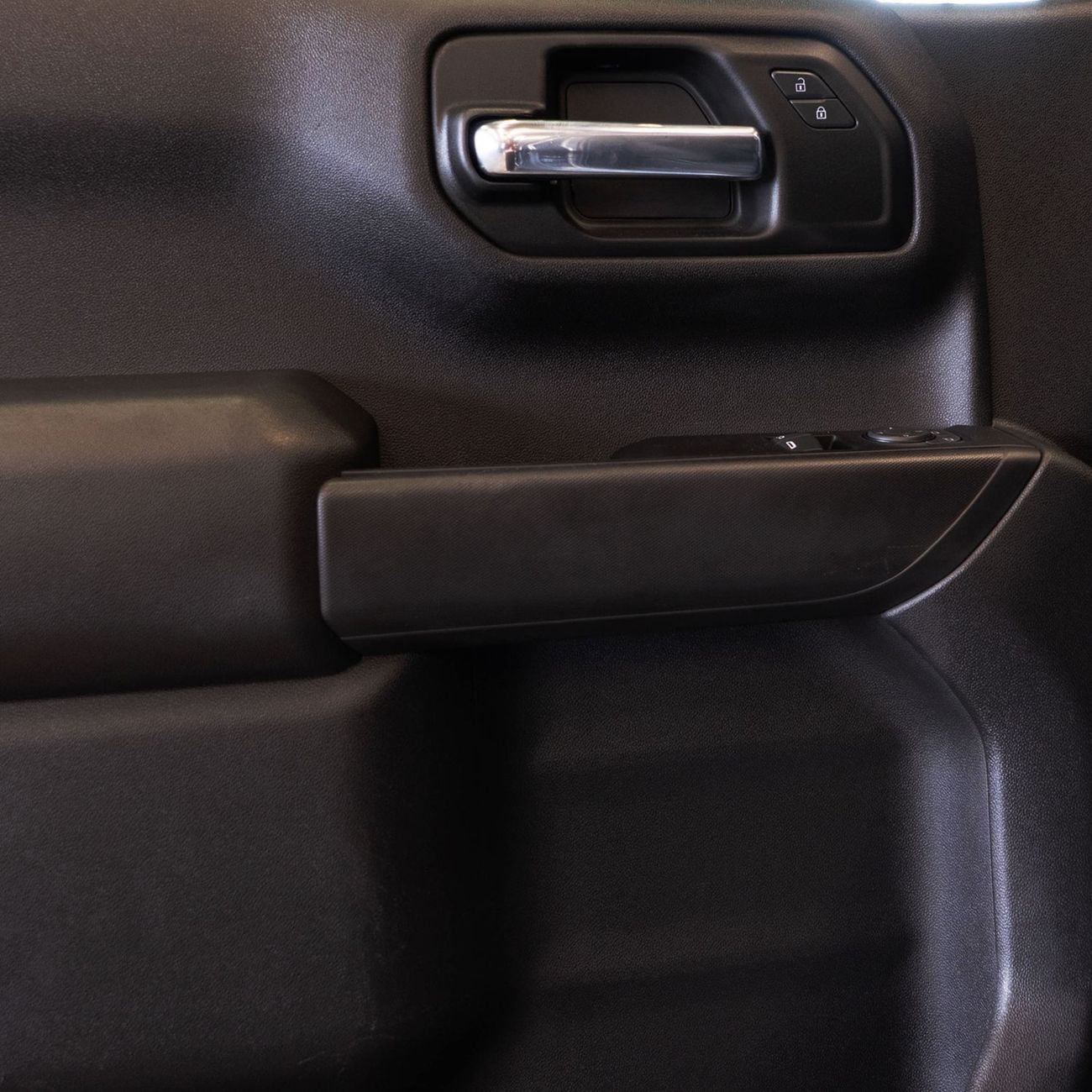 Chevrolet Silverado STANDARD AED 2,586 P.M • 0% Downpayment • Chevrolet Silverado 1500 LT • 1 Year Warranty