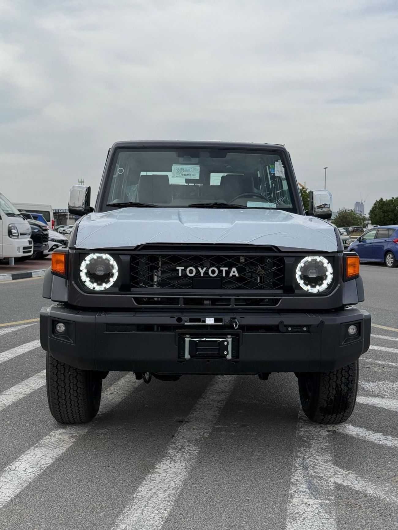 تويوتا لاند كروزر 70 LC76 HT VXR