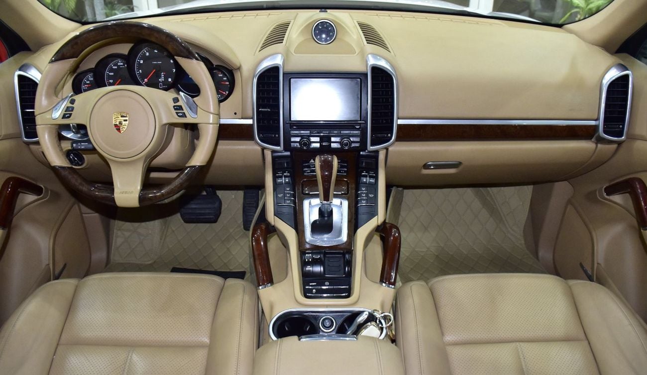 Porsche Cayenne STANDARD EXCELLENT DEAL for our Porsche Cayenne S ( 2014 Model ) in White Color GCC Specs
