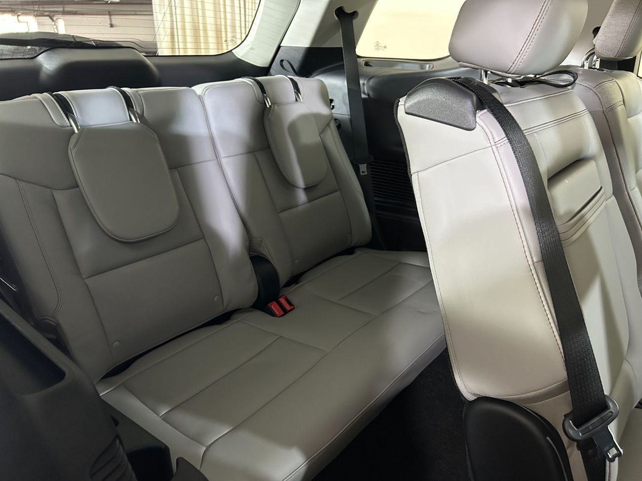 فورد إكسبلورر ACTIVE COMFORT PACKAGE معرض سيارات القوز EX-E3325/AL TAYER MOTORS/AL QOUZ