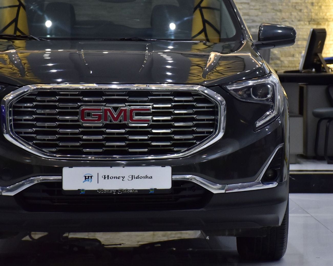 جي أم سي تيرين SLE NAV/PWR TAILGATE EXCELLENT DEAL for our GMC Terrain SLT AWD ( 2018 Model ) in Grey Color American Specs