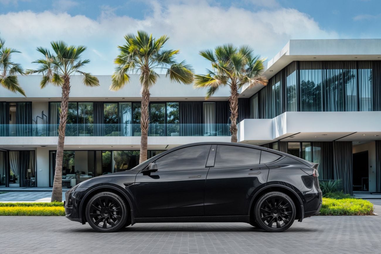 Tesla Model Y LONG RANGE Model Y Long Range Dual Motor | 2,155 P.M | 0% Downpayment | Tesla Model Y Long Range Dual Motor!