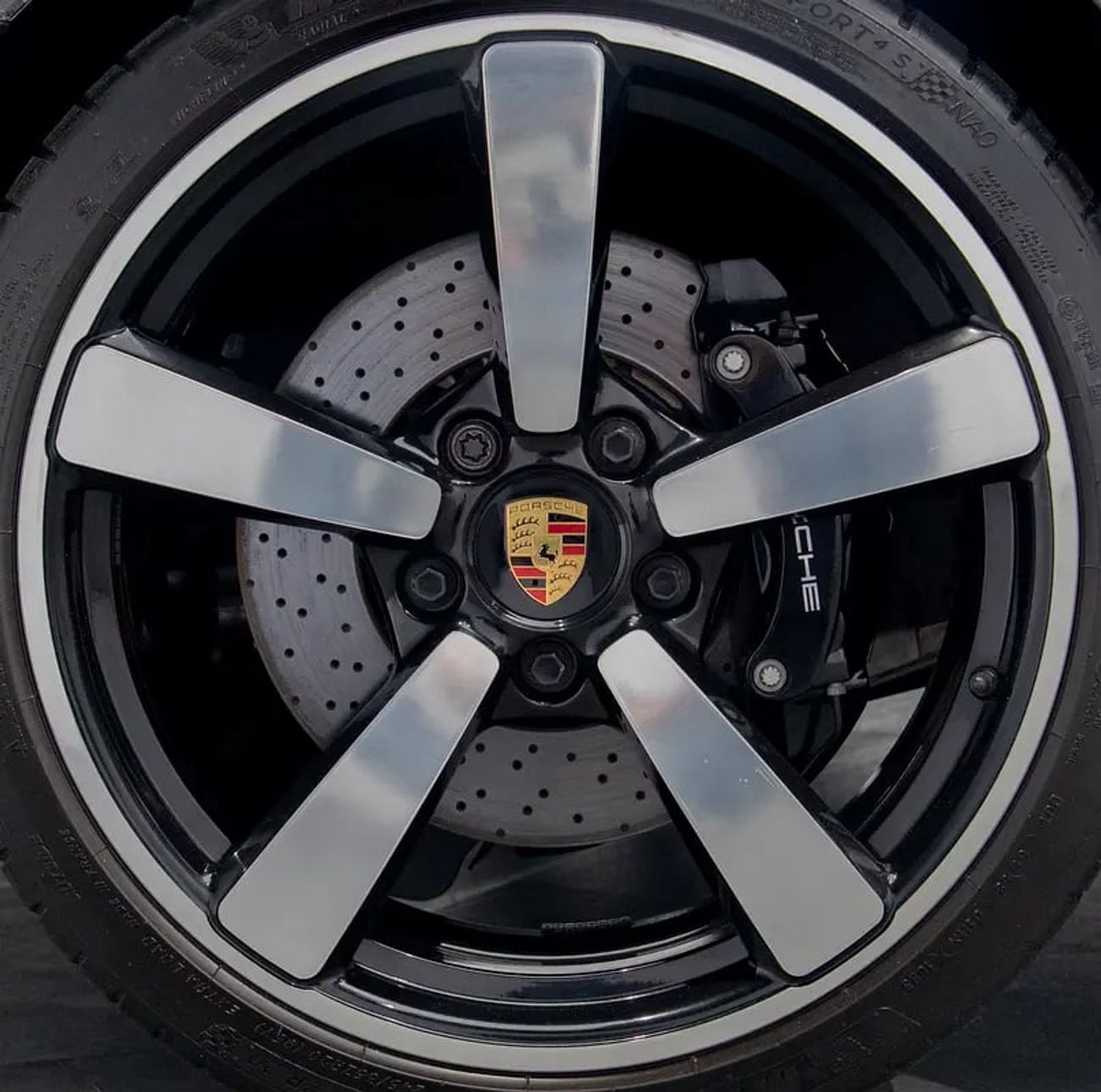 بورش 911 تارجا 4S 992.1 • Unlimited KMs Warranty • FDSH • GCC Spec