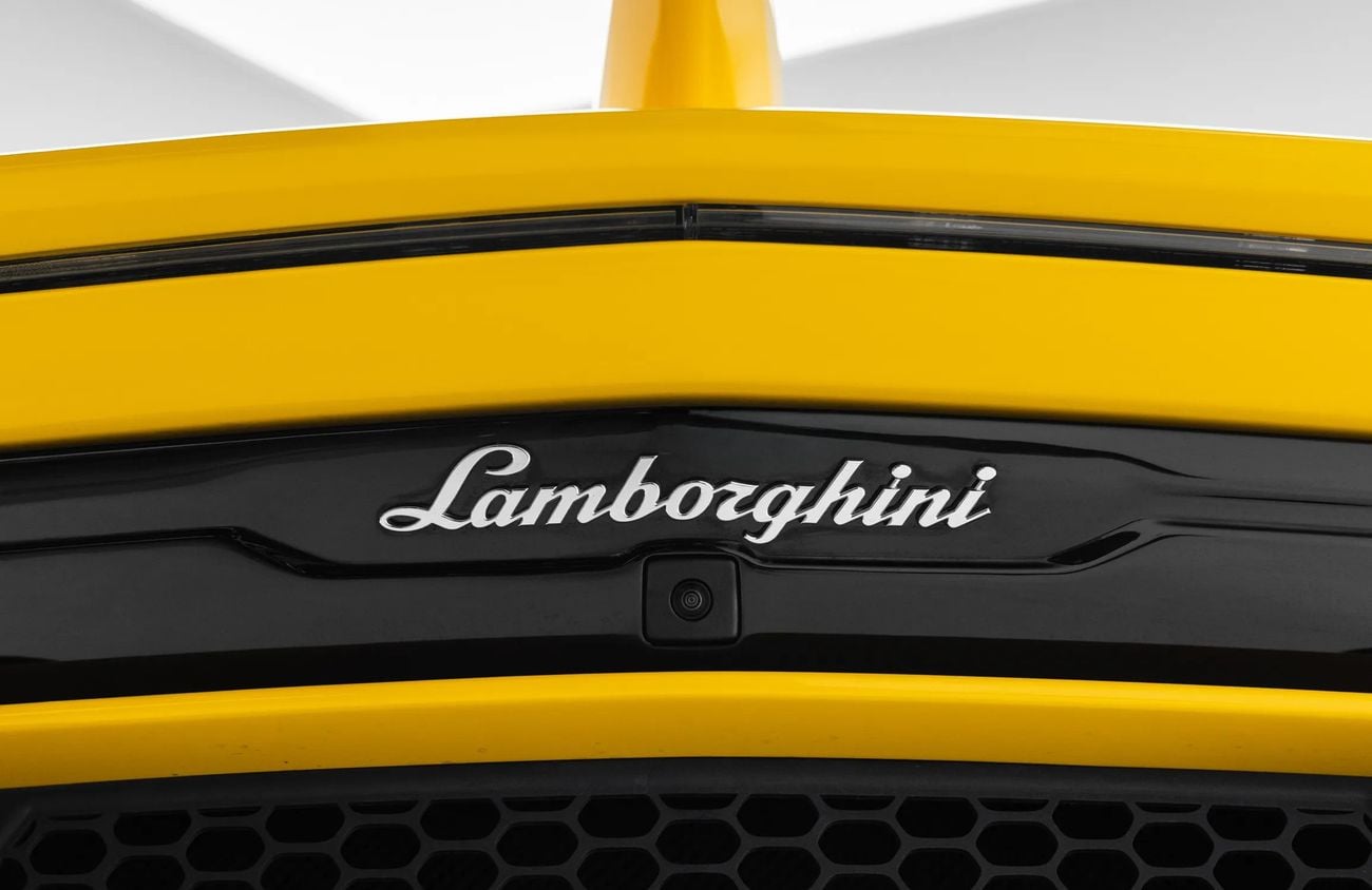 لامبورغيني أفينتادور 6.5L V12 Naturally Aspirated Engine