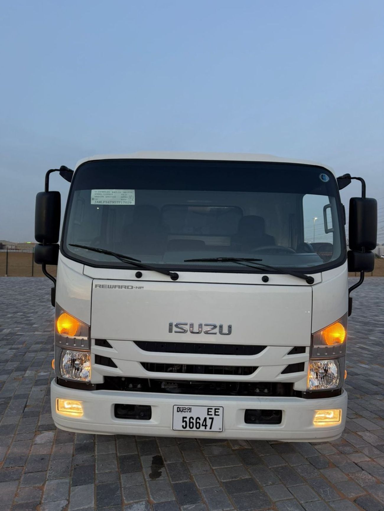 Isuzu NPR 85
