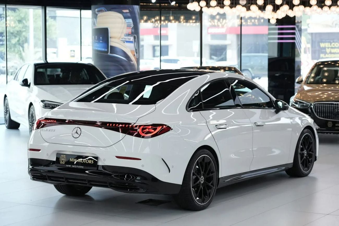 Mercedes Benz CLA 200