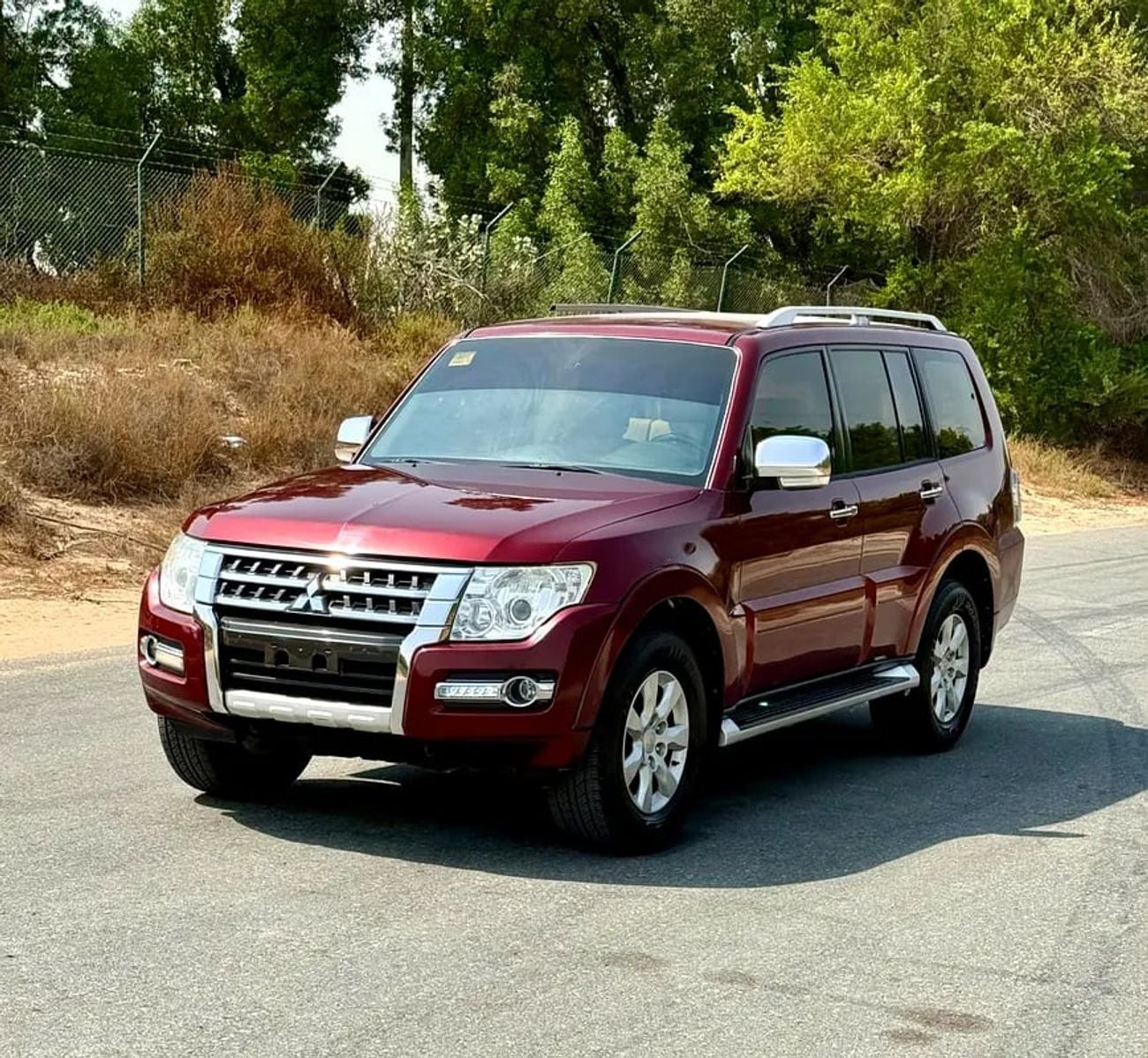 Mitsubishi Pajero GLS GCC Specs