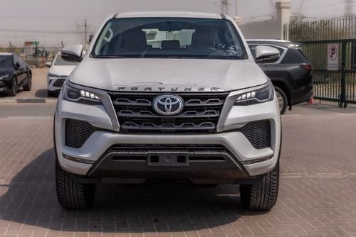 Toyota Fortuner SR5