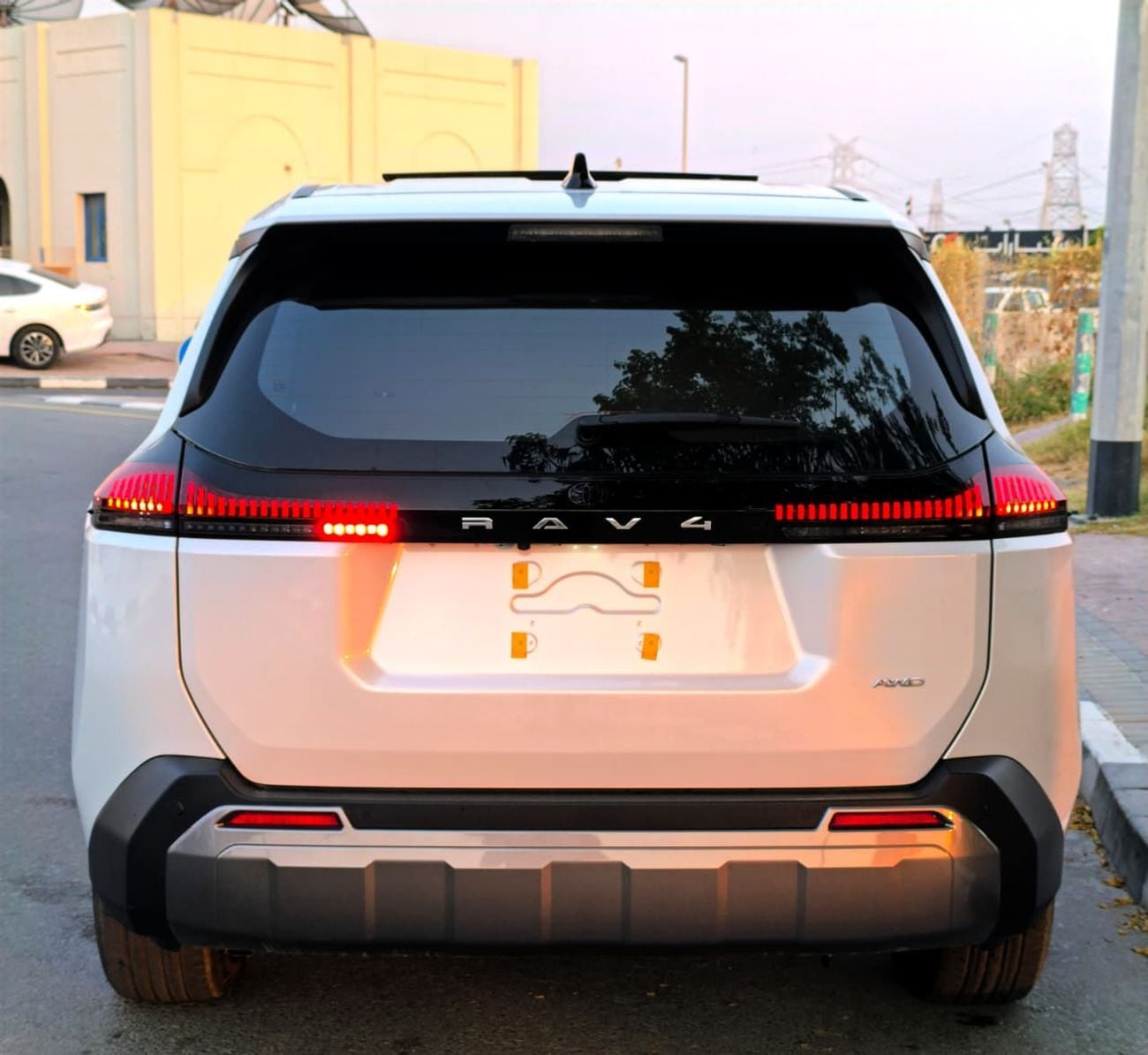تويوتا راف ٤ XLE 2.0L Petrol 4WD 2026 Chinese Specs
