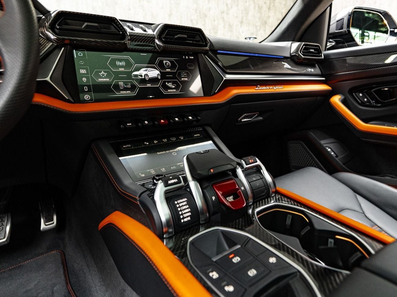 Lamborghini Urus SE BUY NOW, PAY 2027 | THE BLACKLINE STANDARD | 2025 Lamborghini Urus SE, 2030 Lamborghini Warranty